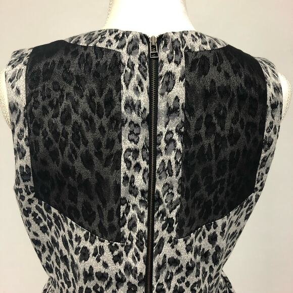 Taylor petite Leopard print sleeveless dress size 10P - Picture 4 of 8